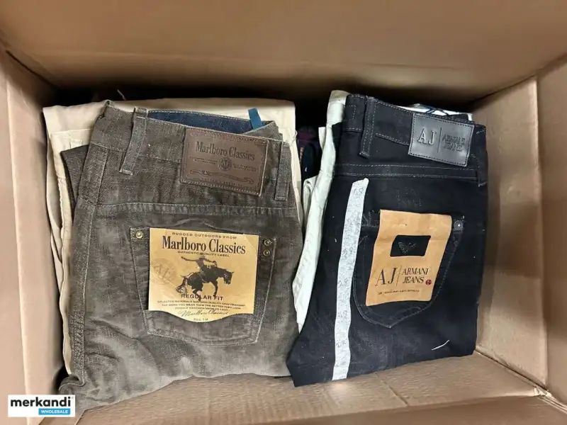 Assorted Brand Jeans for Men and Women, Mix of New and Classic Styles