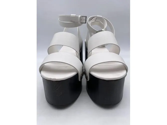 Alaïa ALAIA Sandalias T.UE 38 cuero Blanco 