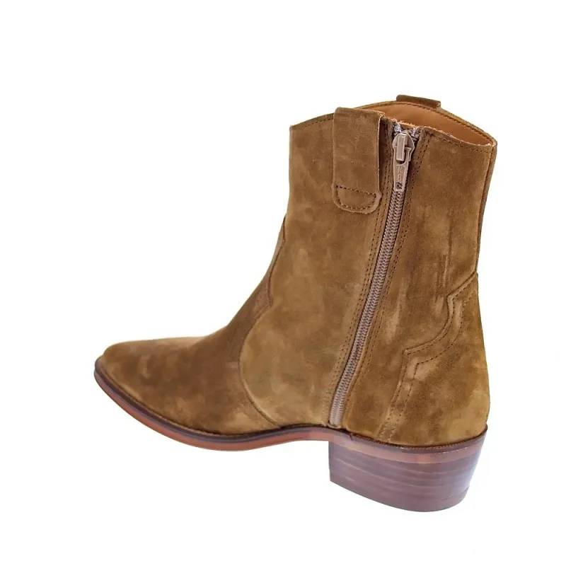 Woman's Alpe 25481101 Brown Booties