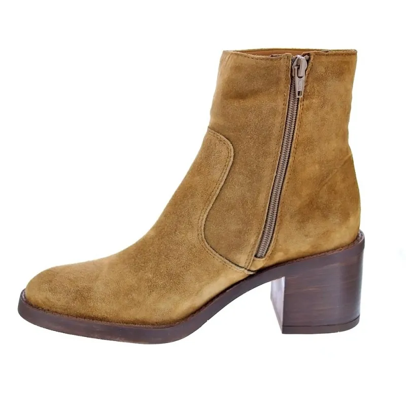 Woman's Alpe 25641114 Brown Booties