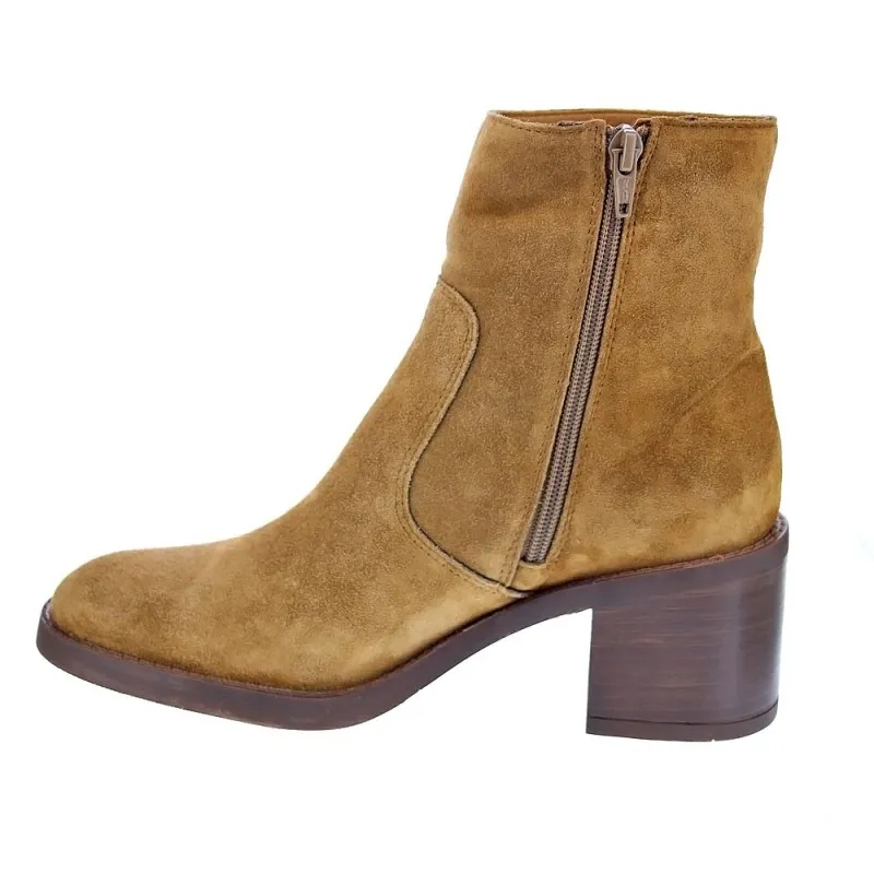 Woman's Alpe 25641114 Brown Booties