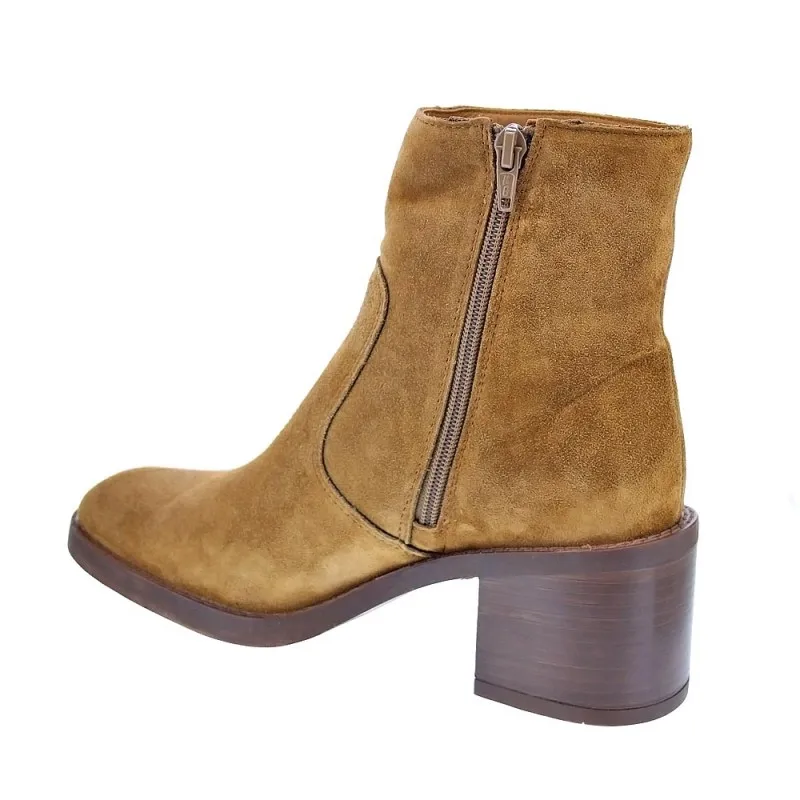 Woman's Alpe 25641114 Brown Booties