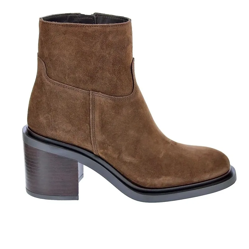 Alpe Women's Brown Ankle Boots