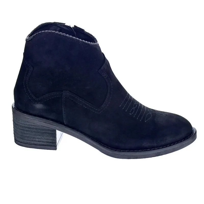 Woman's Alpe 44451105 Black Booties