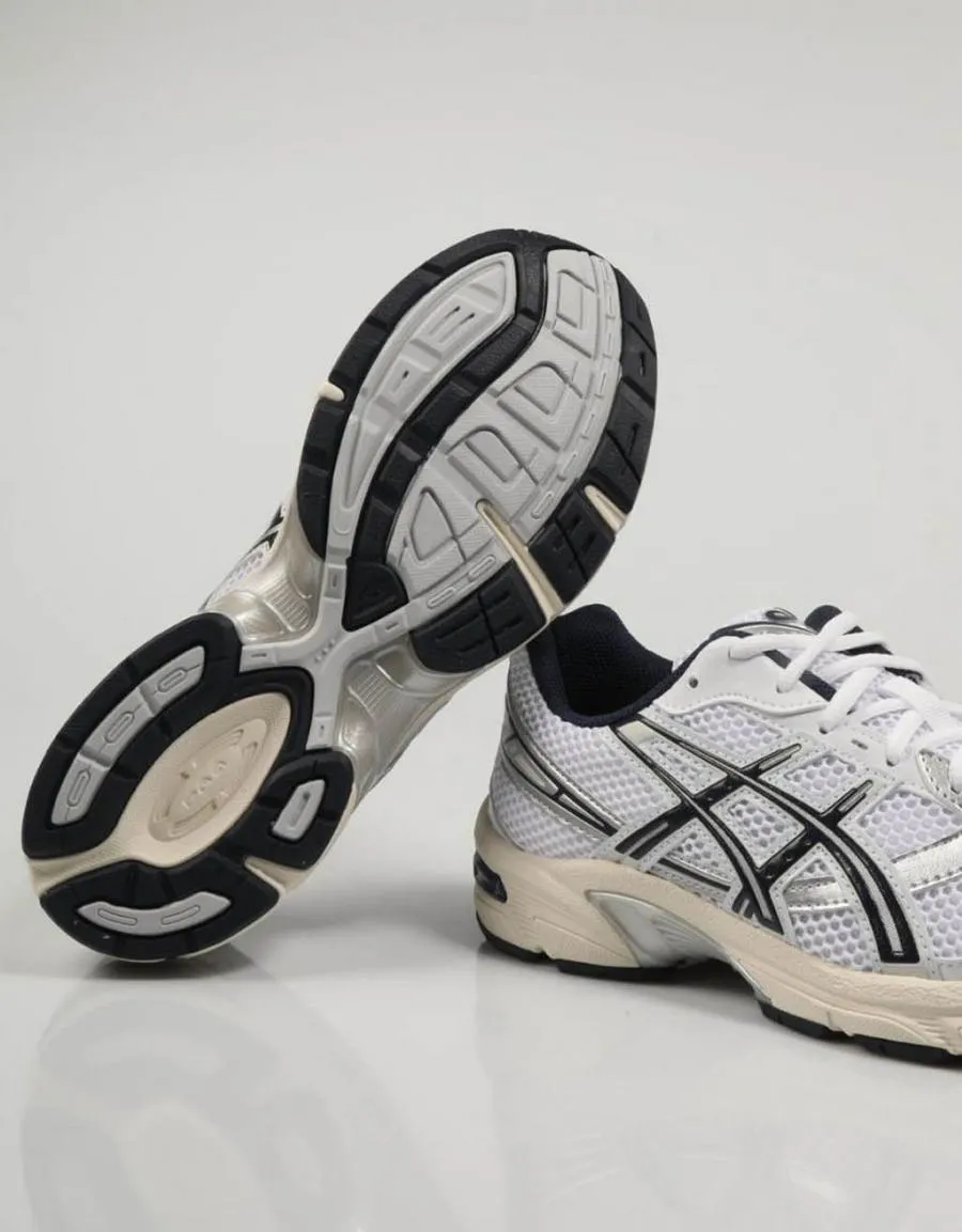 ASICS Gel white sneakers 81326