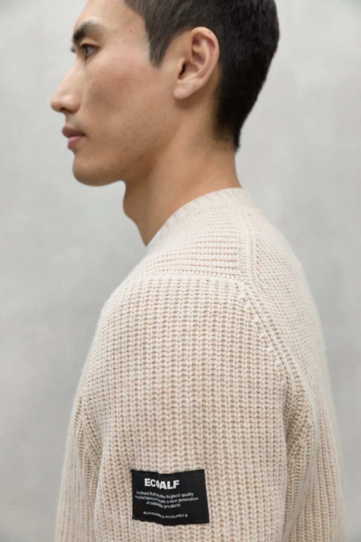 BEIGE BOJ SWEATER