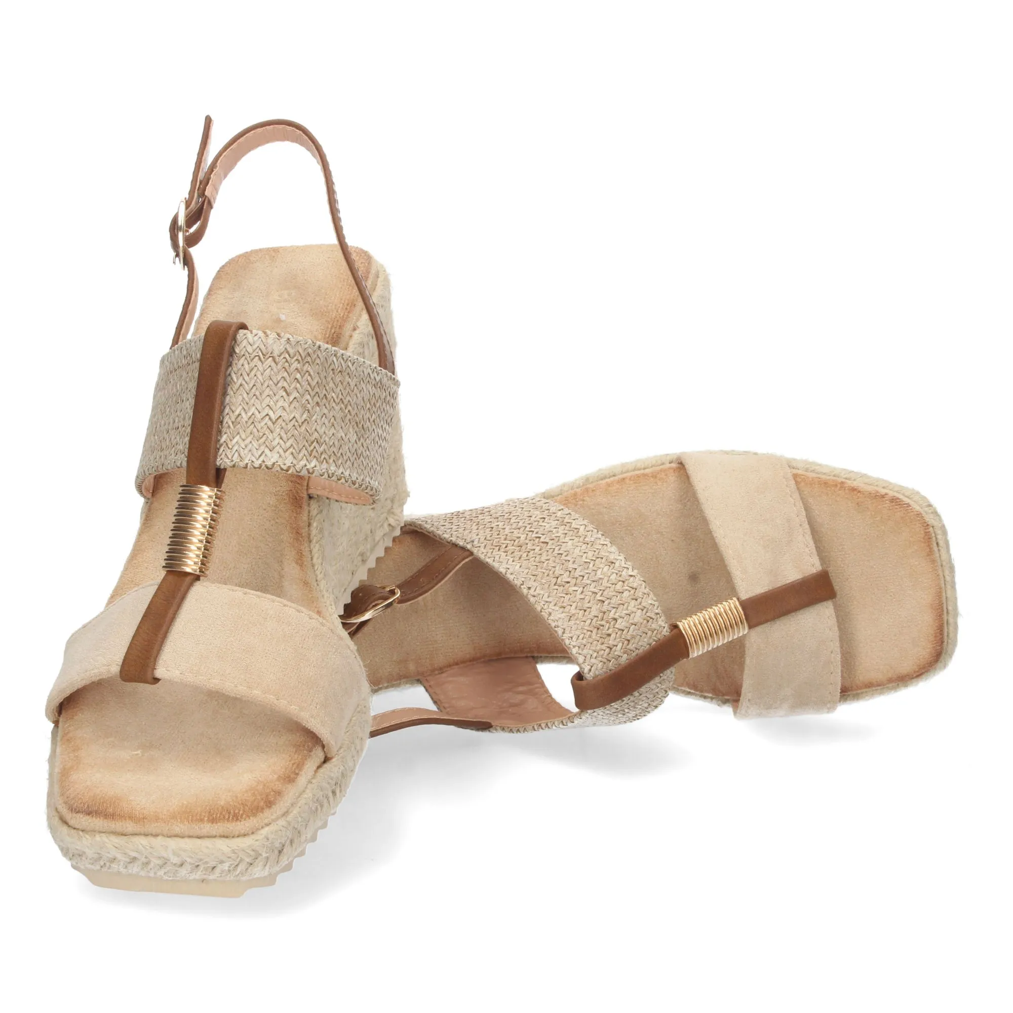 Beige wedge sandals with double jute strap for women.