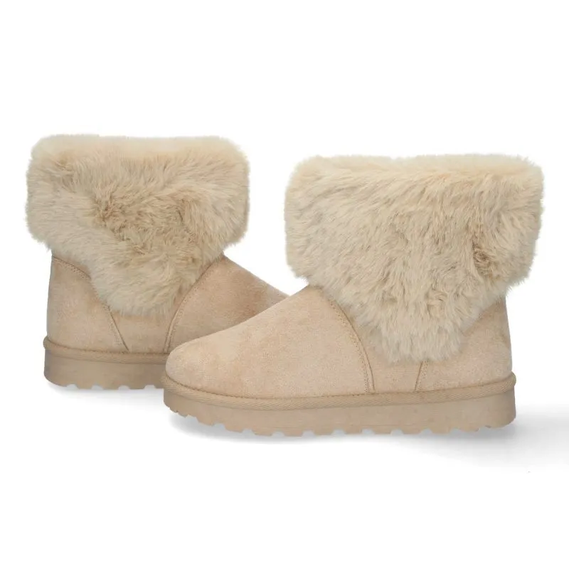 Beige women's Australian boots with fur and strap