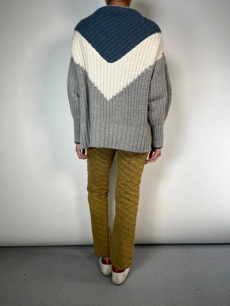 BIMBA Y LOLA Sweater can be rewritten as BIMBA Y LOLA Pullover.