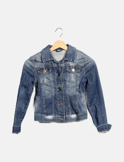 Blue basic denim jacket Zara.