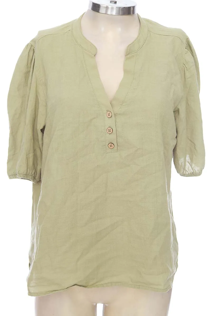 Green Blouse - Leonisa