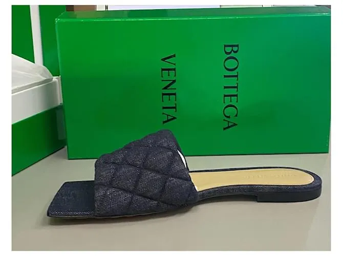 Bottega Veneta Sandalia baja acolchada en denim 10MM Azul 