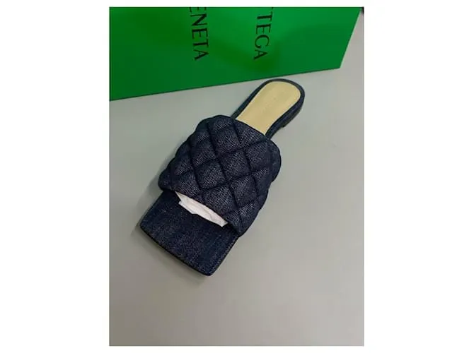 Bottega Veneta Sandalia baja acolchada en denim 10MM Azul 