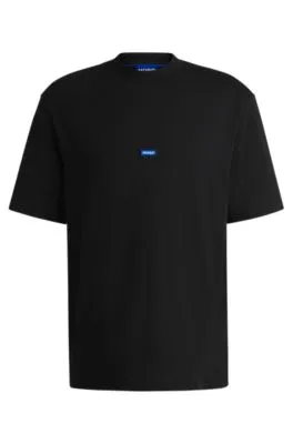 Camiseta de punto de algodón con parche de logo azul