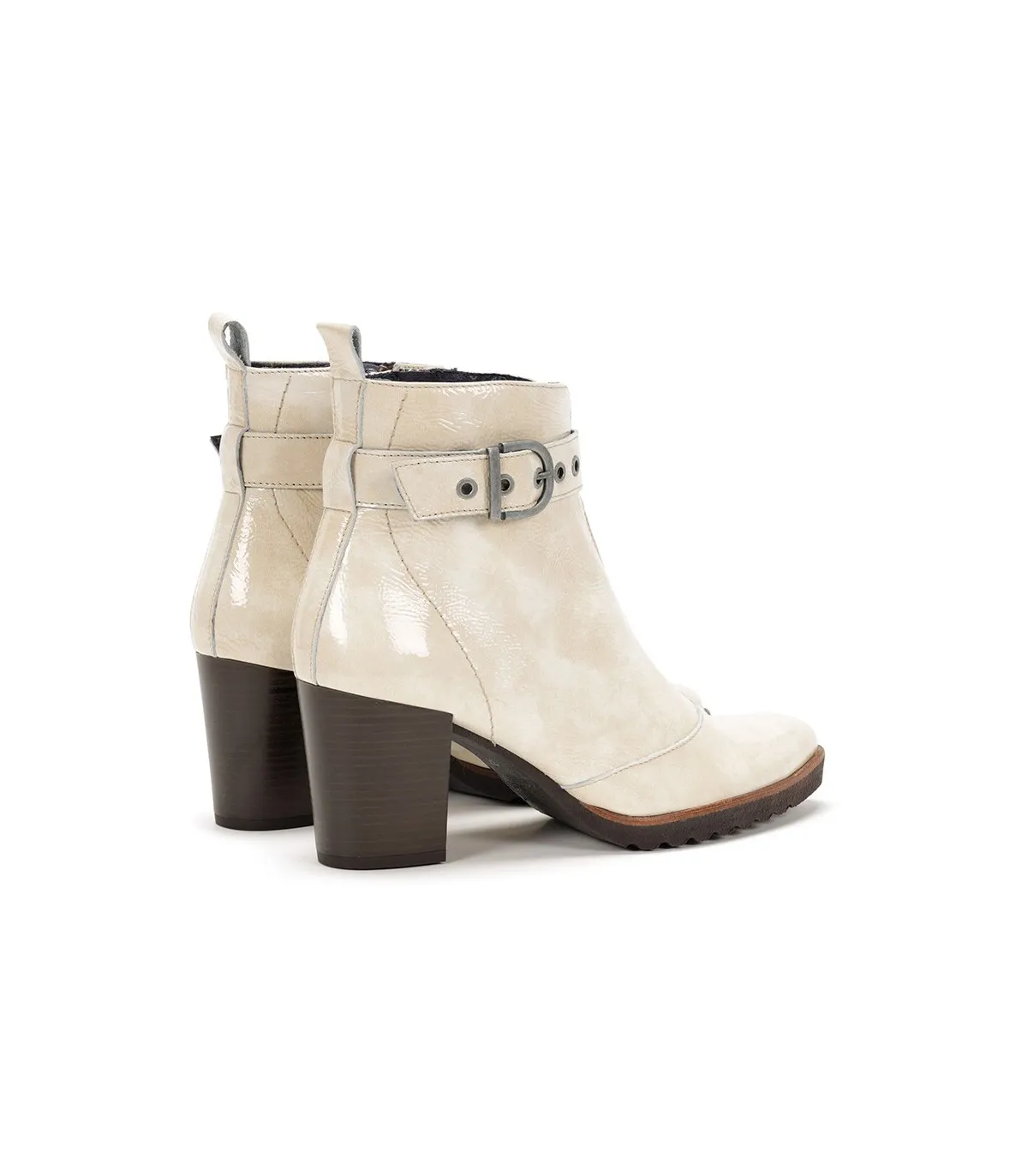 Women's Boots D8300-NA