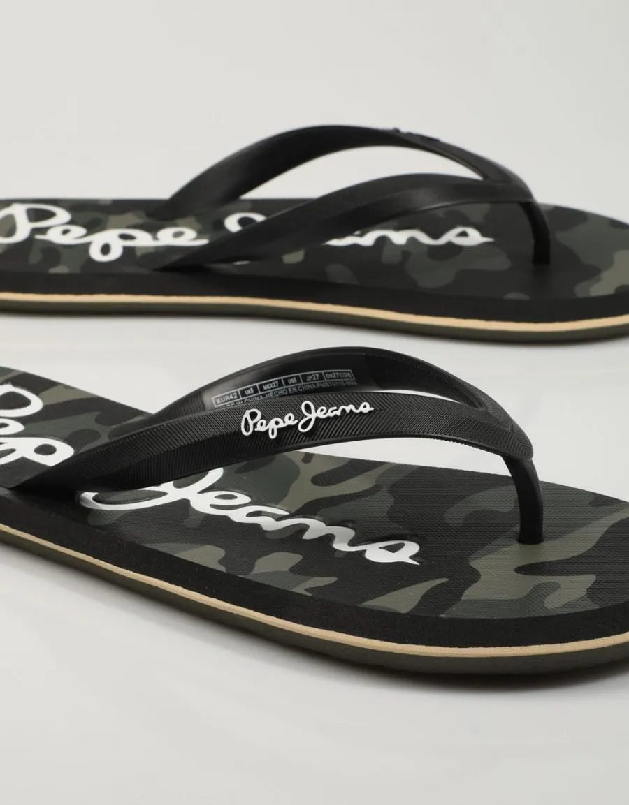 PEPE JEANS Whale Camo Flip Flops in Khaki 78425