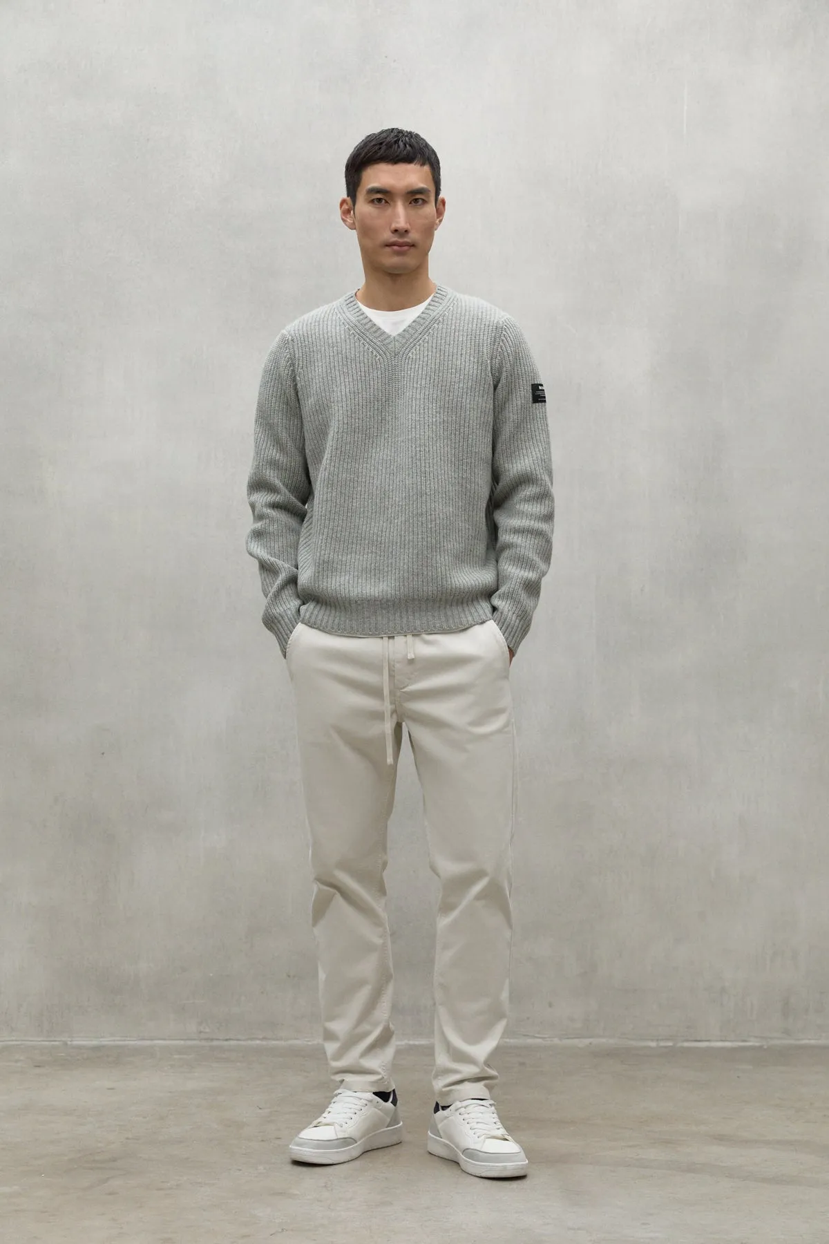 GREY BOJ SWEATER