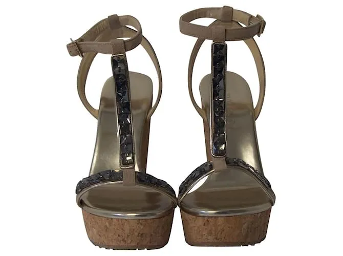 Jimmy Choo Sandalias de cuña con plataforma enjoyada Naima en ante beige Gris 