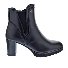 Trendy Woman's Black Ankle Boots Keys 8850