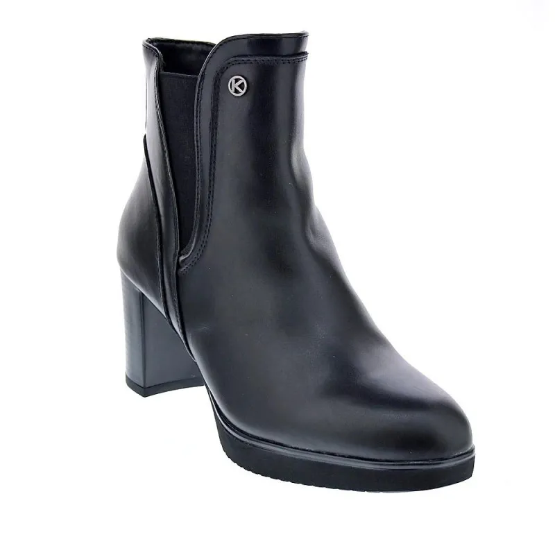 Trendy Woman's Black Ankle Boots Keys 8850