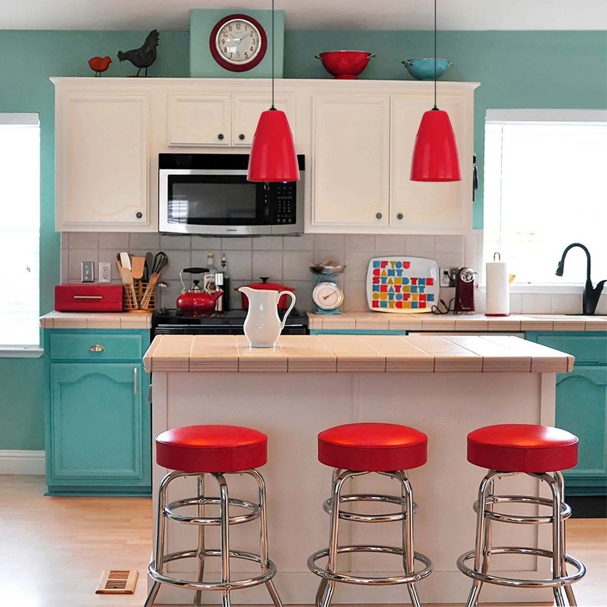 Red metal round pendant lamp