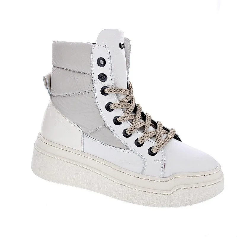 Modern Woman's White Ankle Boots Mjus P74206