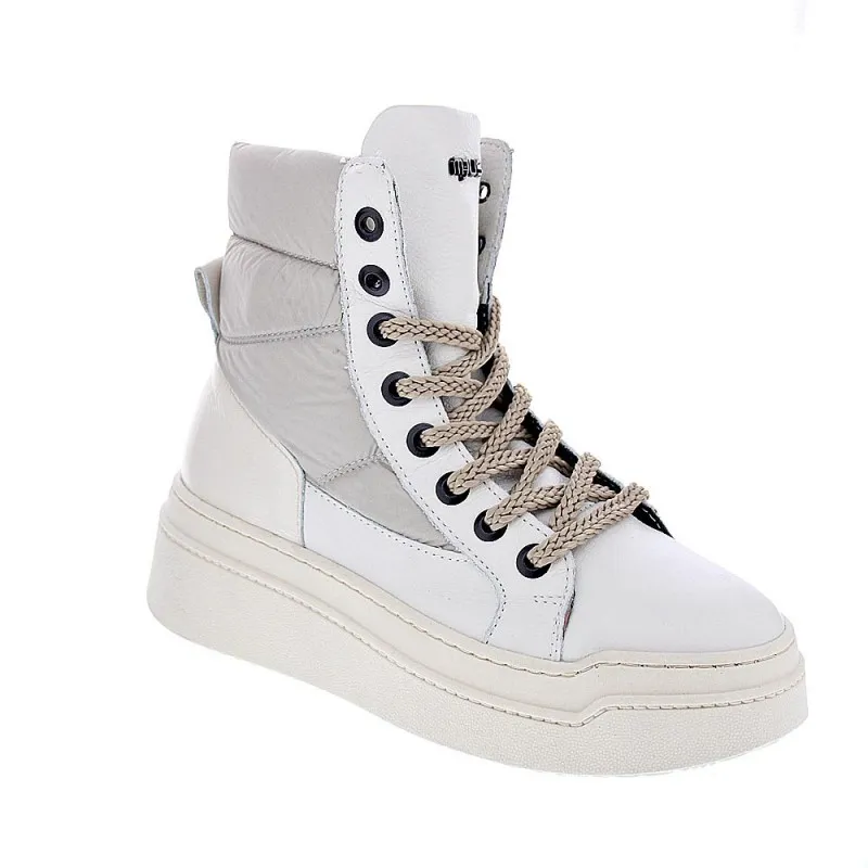 Modern Woman's White Ankle Boots Mjus P74206