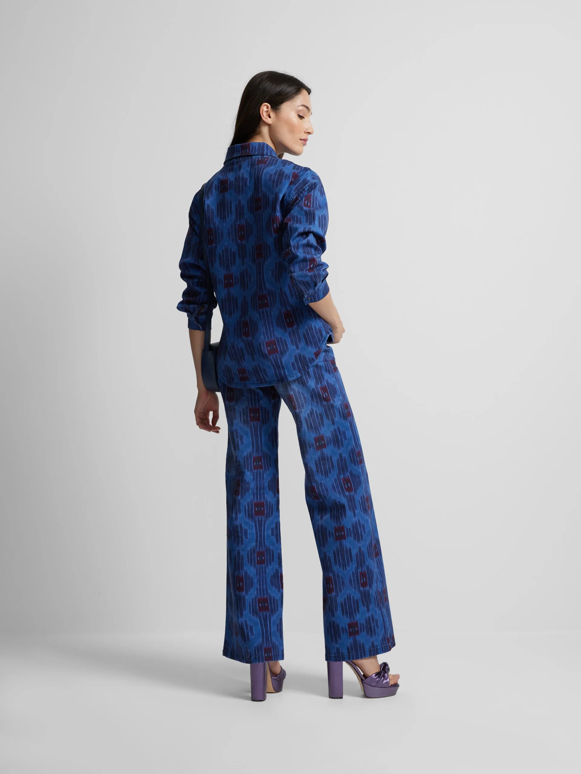 Pantalon denim estampado azul