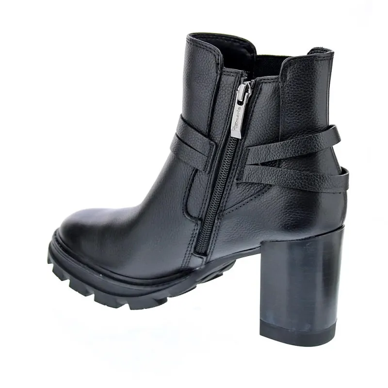 Tamaris Women's Ankle Boots in Black