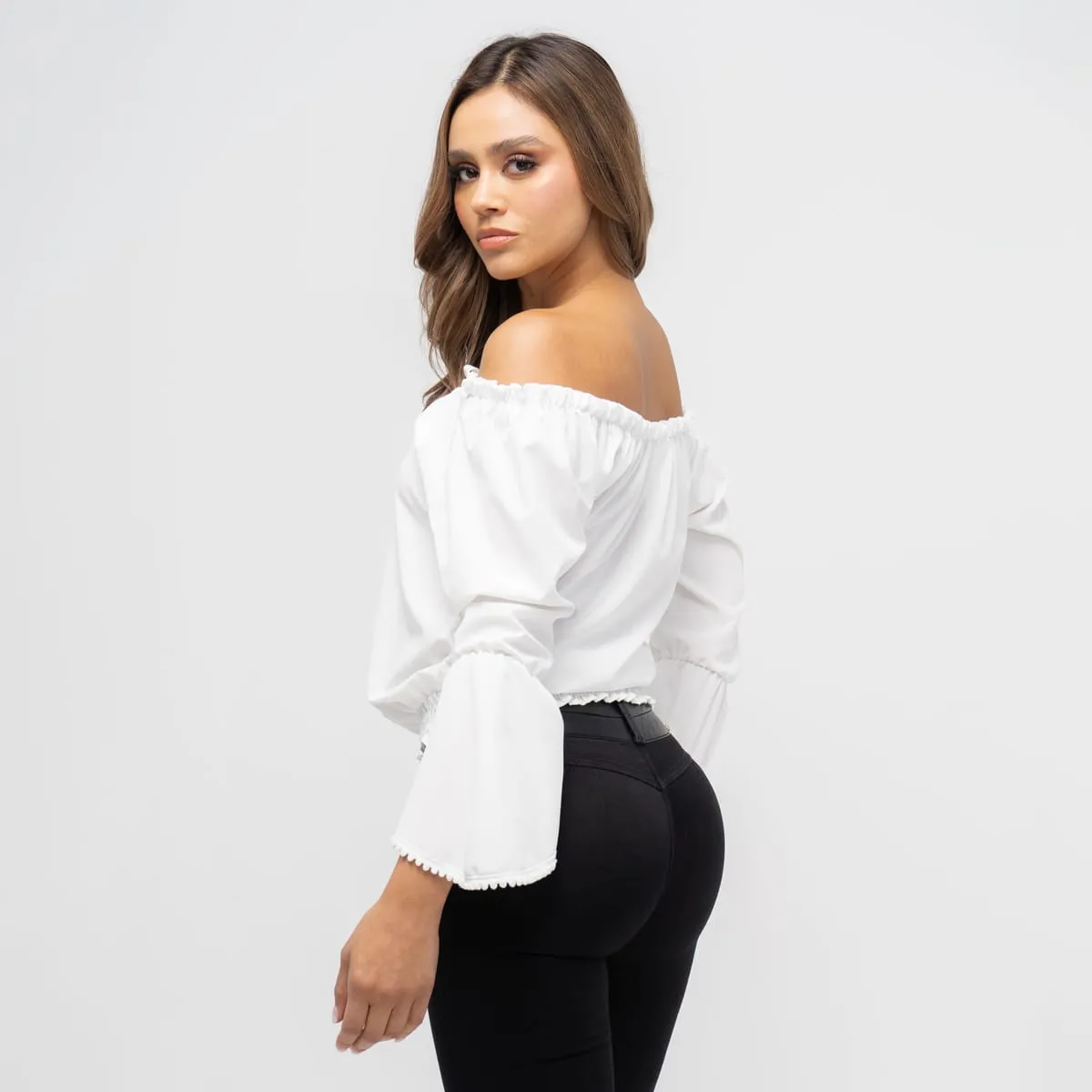 Bandeja Tesk Neckline Blusa