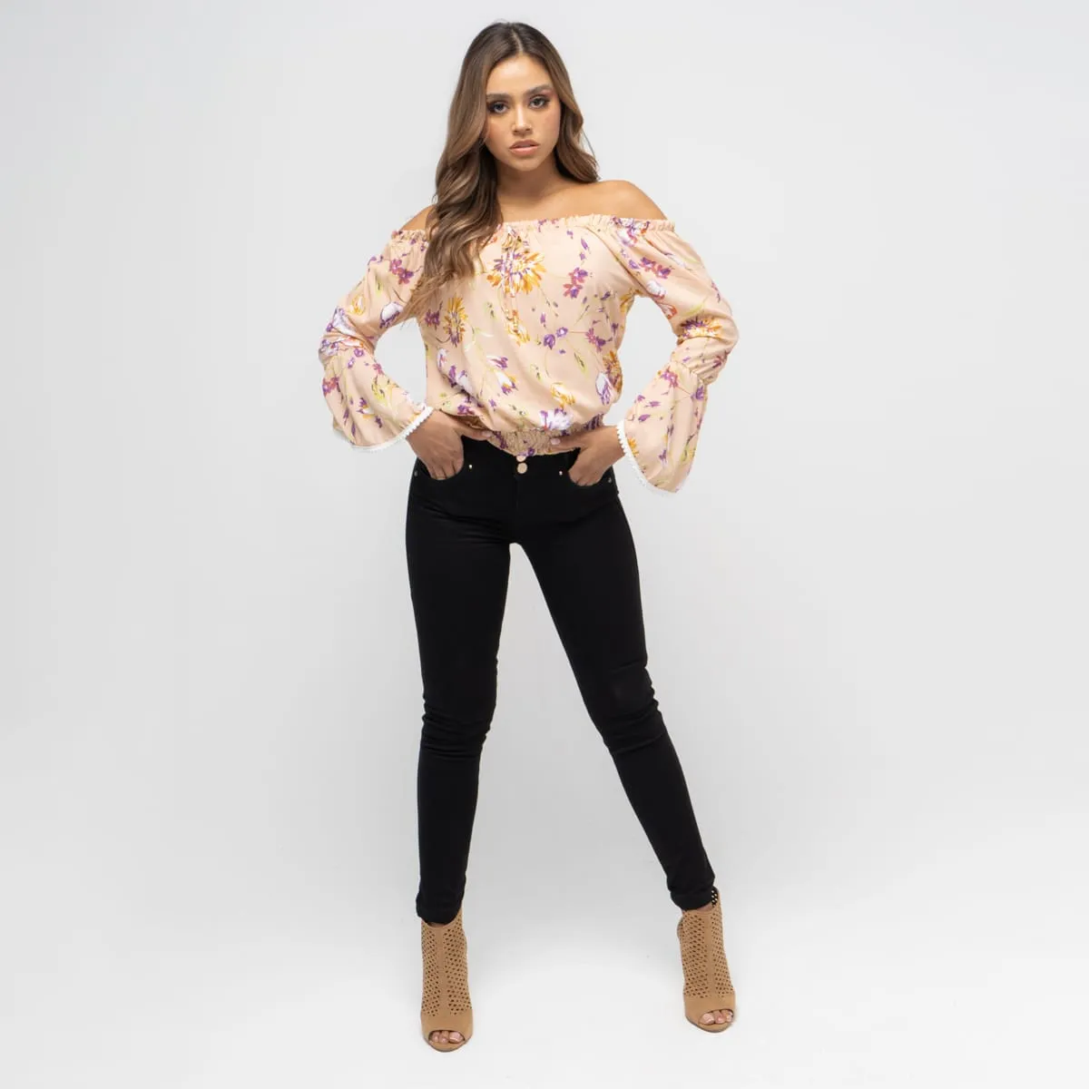 Bandeja Tesk Neckline Blusa