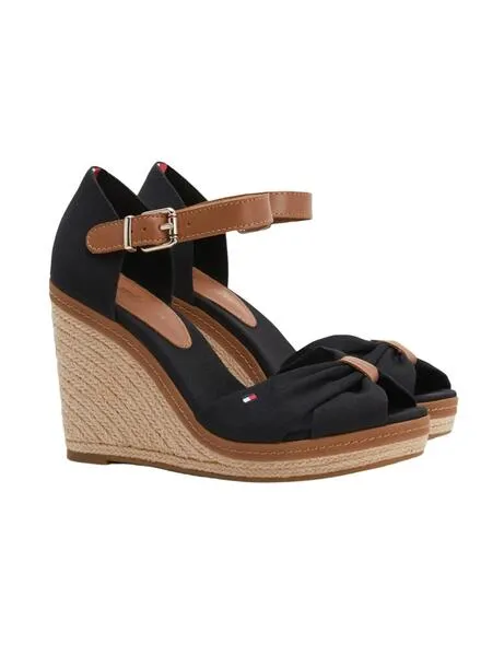 Tommy Hilfiger Women's Iconic Elena Black Sandals