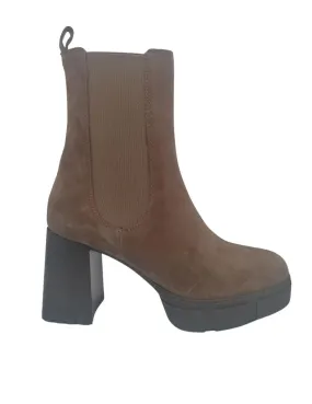 Unisa Kelsei women's taupe Chelsea boots.