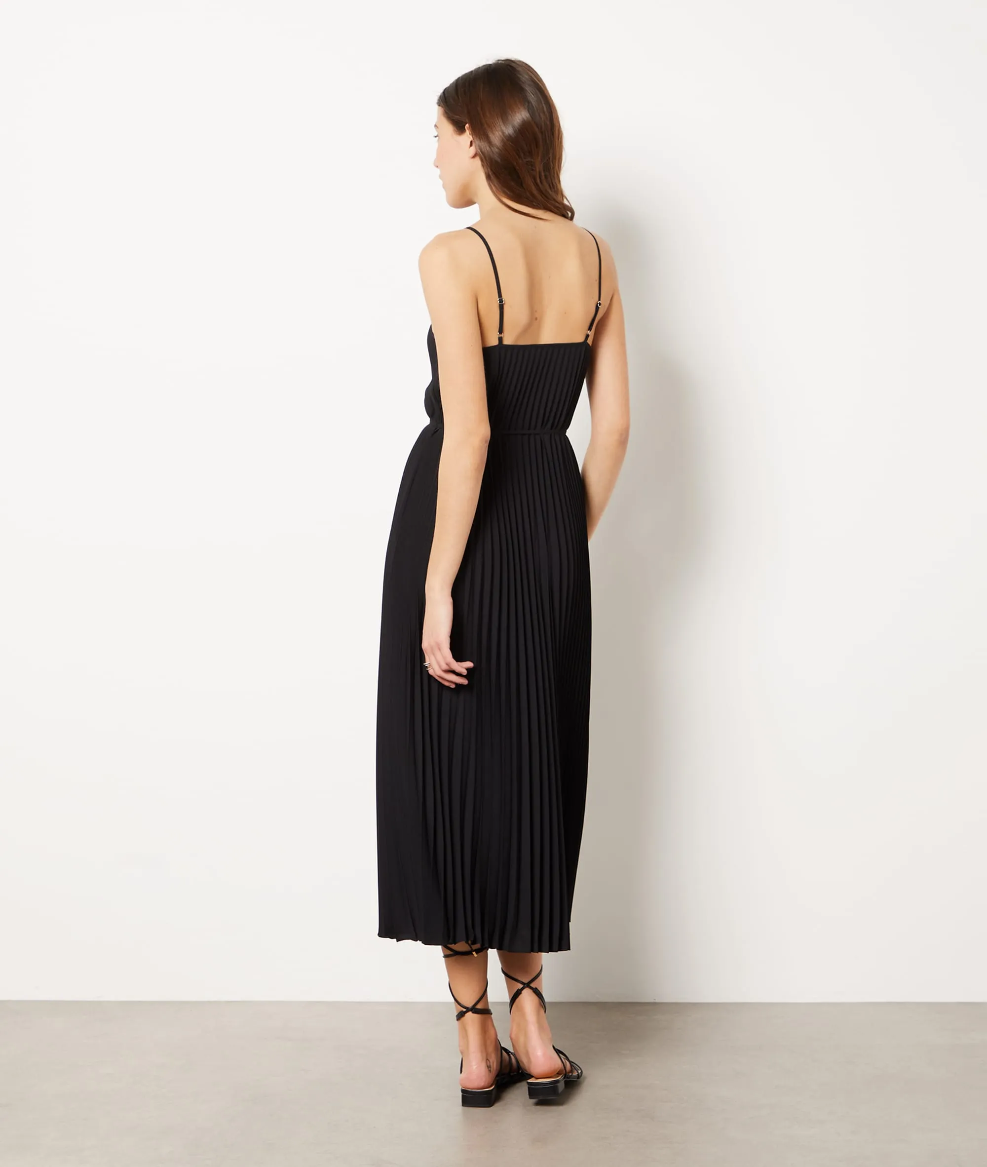 UNIRO NOIR - ETAM Pleated Maxi Dress