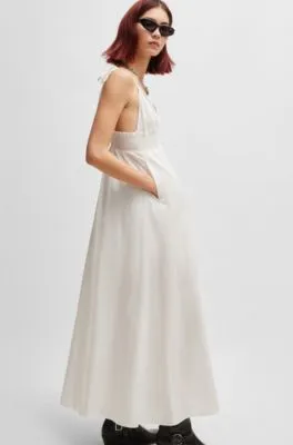 Vestido maxi en voile de algodón con fruncido y tirantes dobles