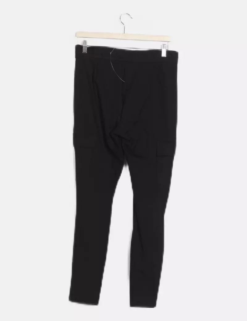 Black cargo pants from Zara